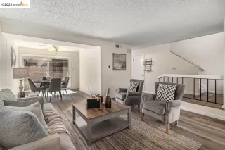 Photo #2: 41012945 Listing 