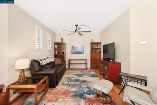 Photo #5: 41012985 Listing