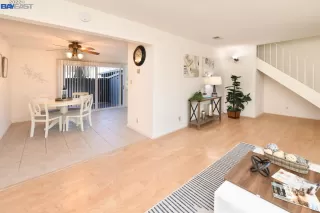 Photo #5: 41013152 Listing 