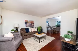 Photo #1: 41013314 Listing 