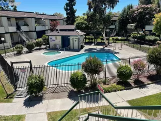 Photo #1: 41013371 Listing