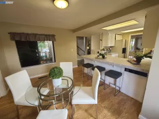 Photo #6: 41013430 Listing