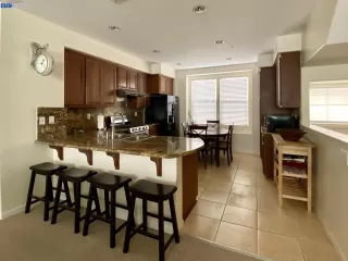 Photo #3: 41013457 Listing