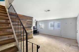 Photo #3: 41013532 Listing