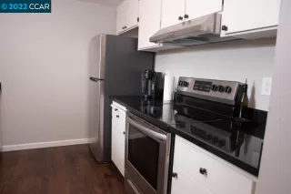 Photo #4: 41013639 Listing 