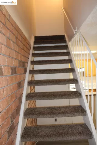 Photo #6: 41013663 Listing