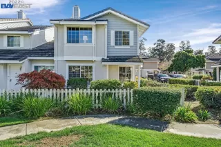 More Details about MLS # 41013736 : 5095 SHALIMAR CIRCLE