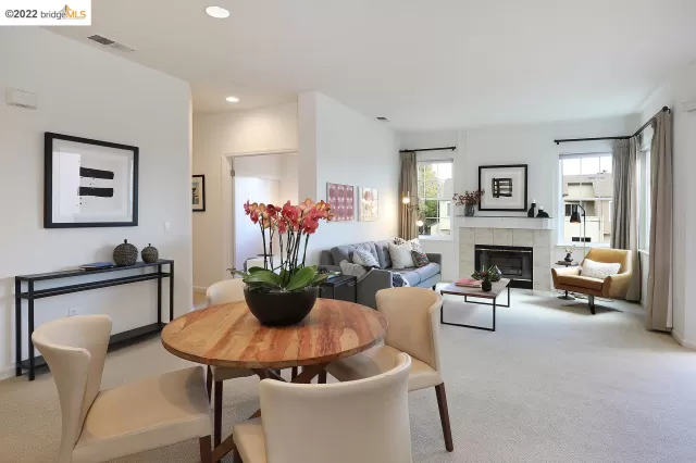 MLS: 41013744 Condo For Sale