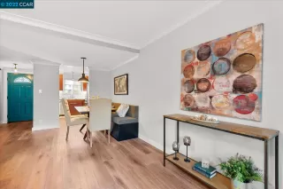 Photo #3: 41013900 Listing