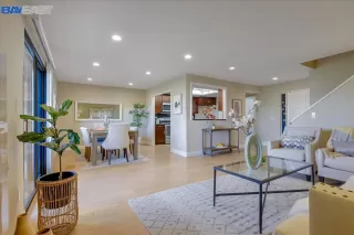 Photo #6: 41013901 Listing 