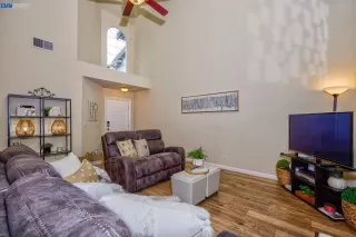 Photo #6: 41013923 Listing