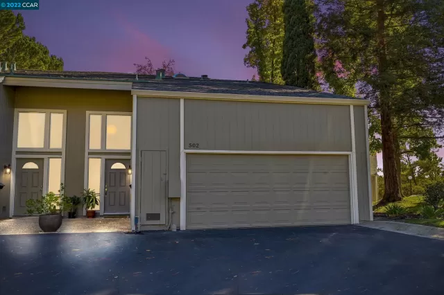 MLS: 41014046 Condo For Sale