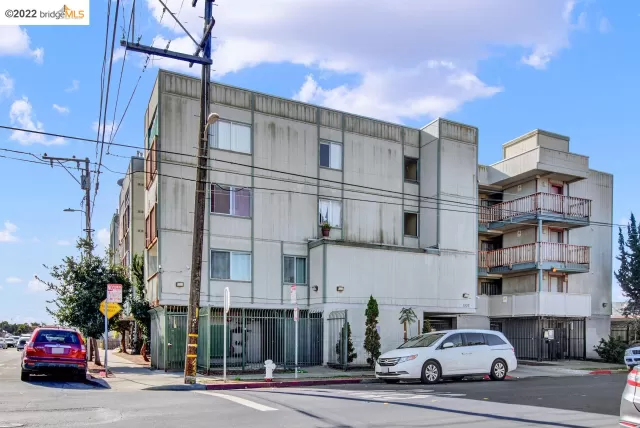 MLS: 41014105 Condo For Sale