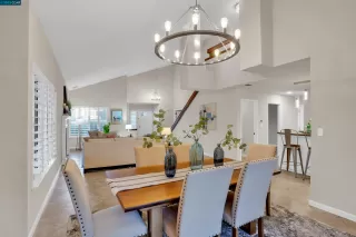 Photo #5: 41014396 Listing