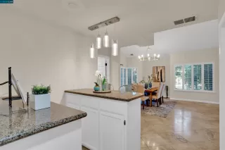 Photo #6: 41014396 Listing