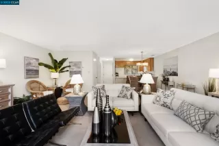 Photo #2: 41014469 Listing