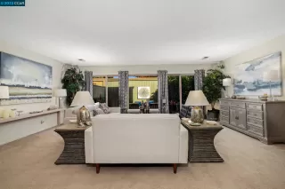 Photo #4: 41014469 Listing