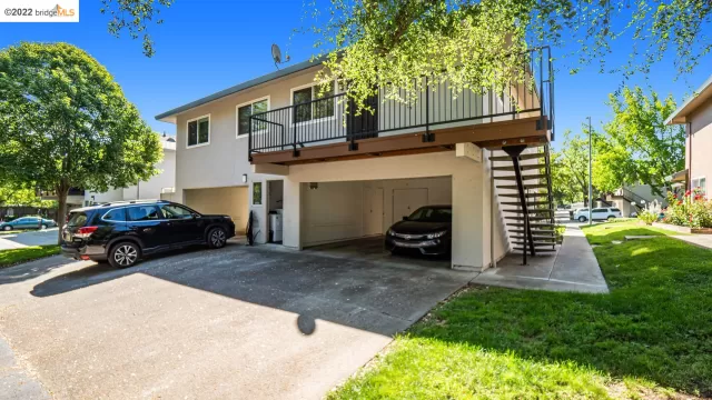 MLS: 41014476 Condo For Sale