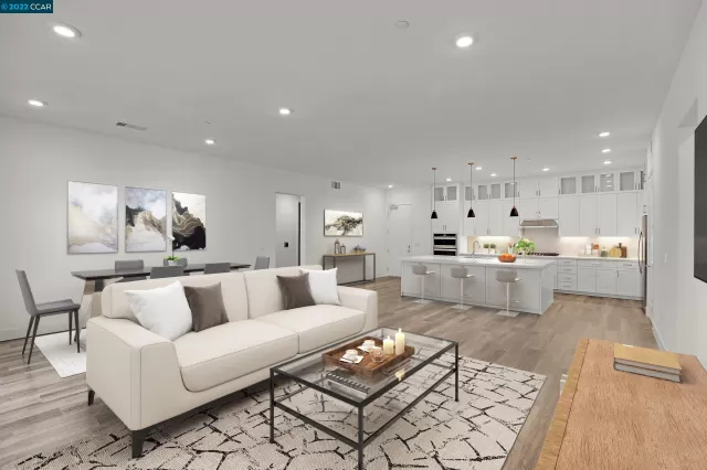 MLS: 41014494 Condo For Sale