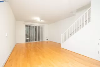 Photo #2: 41014543 Listing