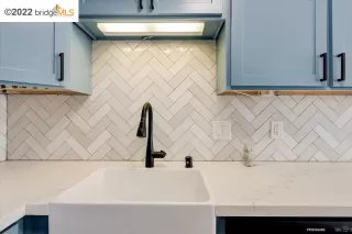 Photo #4: 41014885 Listing