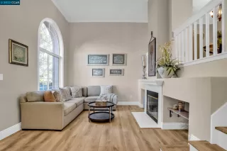 Photo #5: 41015046 Listing 