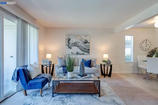 MLS: 41015057 Condo For Sale