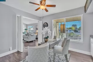 Photo #5: 41015100 Listing
