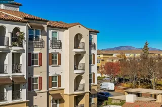 Photo #2: 41015101 Listing