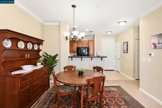 Photo #4: 41015101 Listing