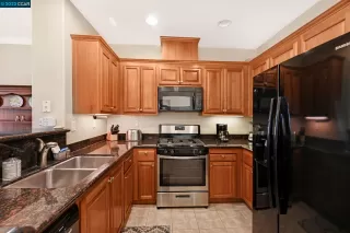 Photo #6: 41015101 Listing