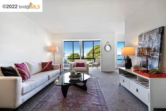 MLS: 41015222 Condo For Sale