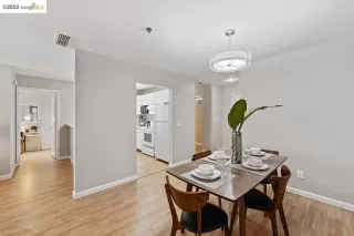 Photo #6: 41015238 Listing