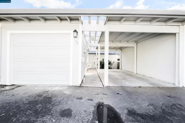 MLS: 41015358 Condo For Sale