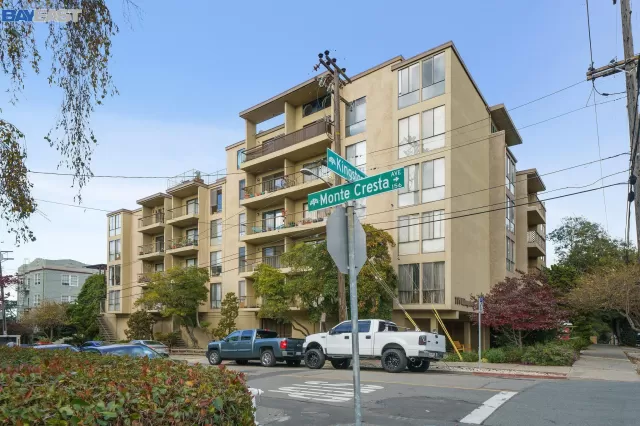 MLS: 41015526 Condo For Sale