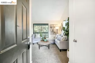 Photo #2: 41015705 Listing 