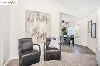 Photo #4: 41015705 Listing 