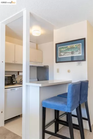 Photo #6: 41015752 Listing 