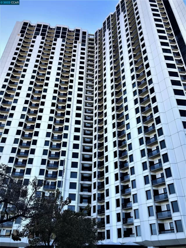 MLS: 41015757 Condo For Sale