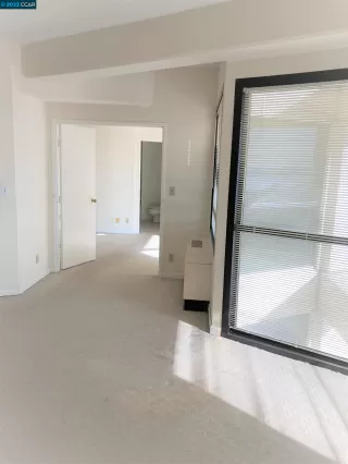 Photo #4: 41015757 Listing