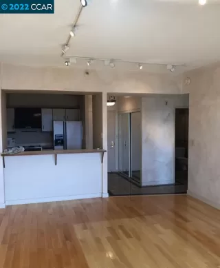 Photo #4: 41015758 Listing