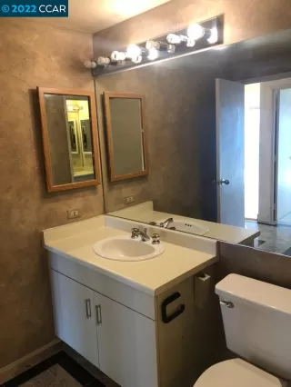 Photo #5: 41015758 Listing