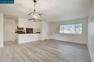 Photo #1: 41015779 Listing