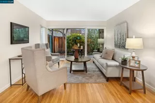 Photo #4: 41015789 Listing