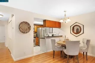 Photo #6: 41015789 Listing