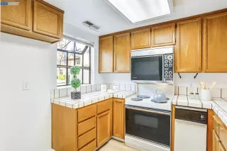 Photo #4: 41015822 Listing 