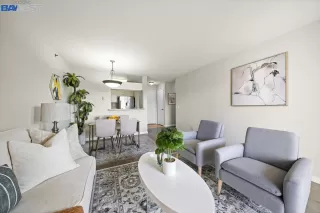 Photo #3: 41015841 Listing