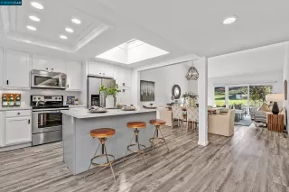 Photo #6: 41015866 Listing 