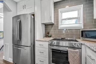 Photo #4: 41015883 Listing