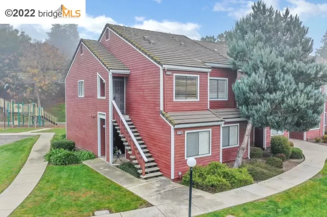 MLS: 41015913 Condo For Sale